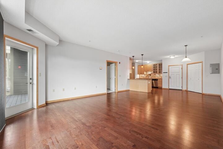 Property Photo:  2530 E 34th Street 213  MN 55406 