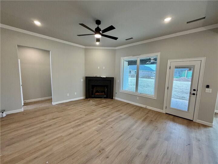 Property Photo: 1813 Ferguson Street AR 72751