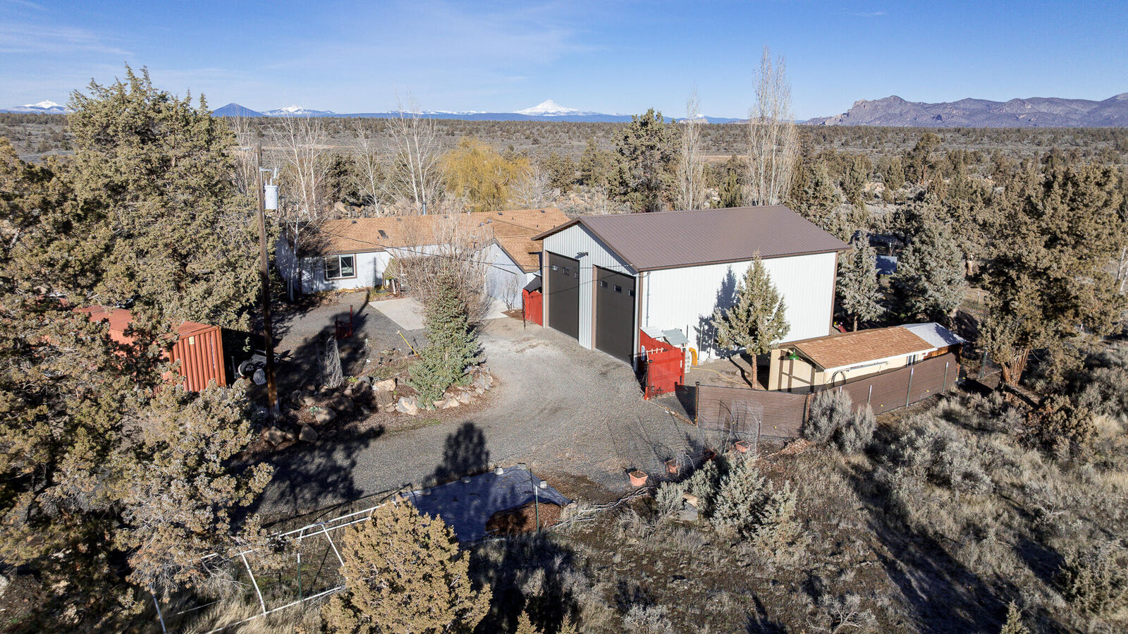 Property Photo: 16065 SW Twin Lakes Road OR 97753