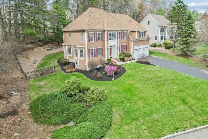 Property Photo: 7 Grindstone Ct MA 01581
