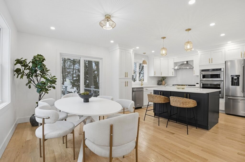 Property Photo:  44 Lakeview Terrace  MA 02451 