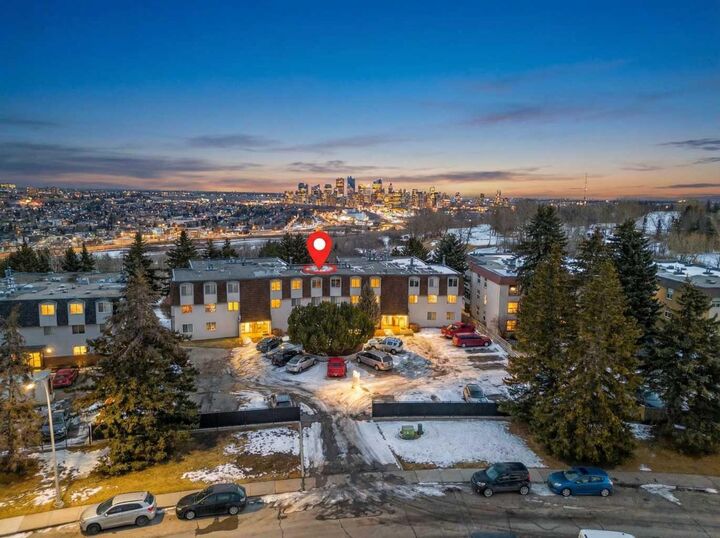 Property Photo: 512 Cedar Crescent SW 304 AB T3C 2Y8