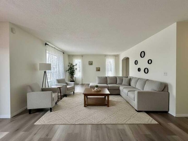 Property Photo:  139 Bridlewood Circle SW  AB T2Y 3L1 