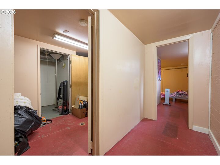 Property Photo: 325 River Rd OR 97404