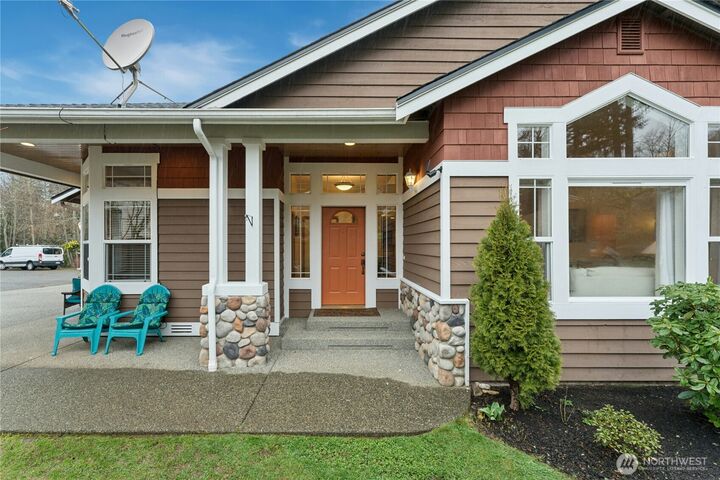 Property Photo:  12823  200th Avenue SE  WA 98272 