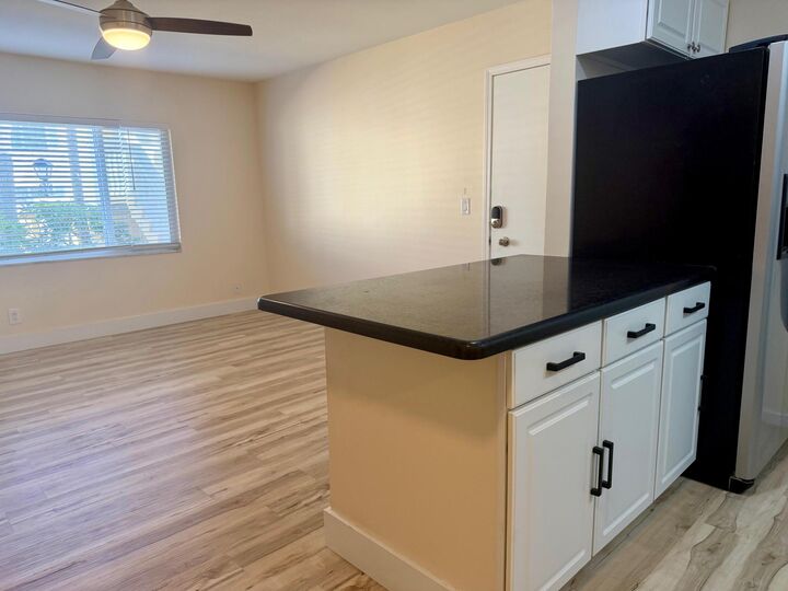 Property Photo: 2230 NE 56th Place 209 FL 33308