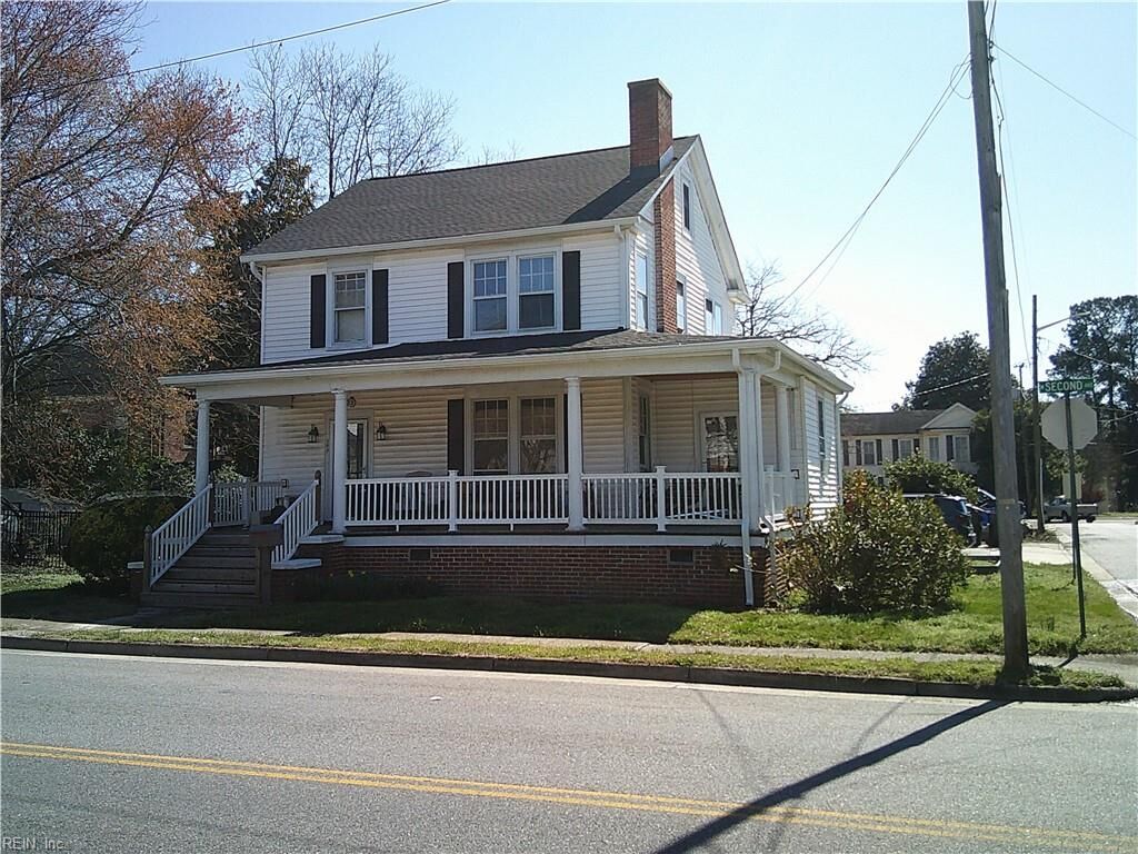 Property Photo:  303 W Second Ave  VA 23851 