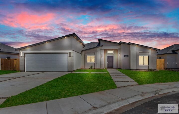 Property Photo:  5929 Willow Palm Court  TX 78526 