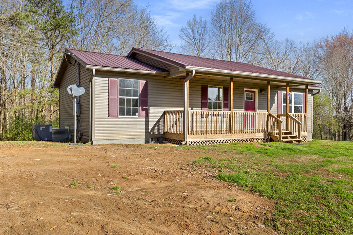 Property Photo: 106 Athens Road TN 37325