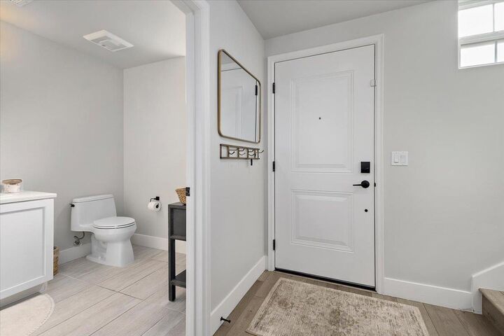 Property Photo:  2807 Newhall Street 2807  CA 95050 