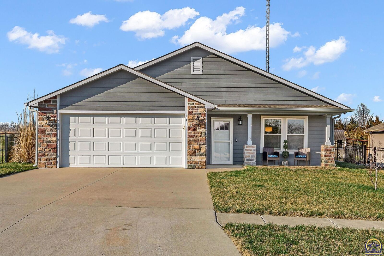 Property Photo:  6100 SW 4th St  KS 66615 