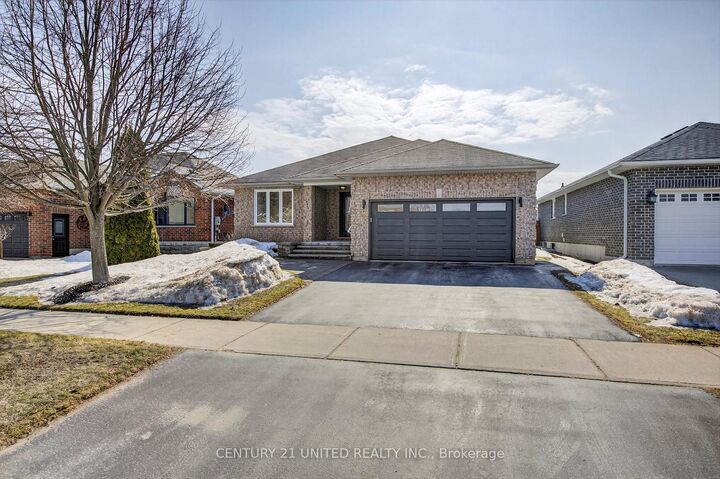 Property Photo:  75 McGibbon Boulevard  ON K9V 6G5 