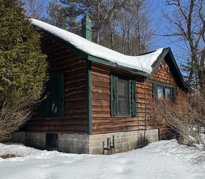 Property Photo:  14 Passino Lane  NY 12983 