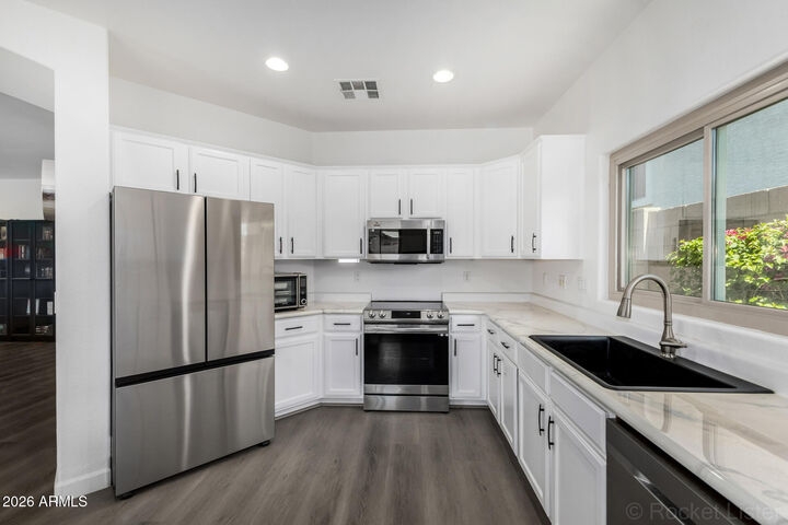 Property Photo:  18721 E Swan Drive  AZ 85142 