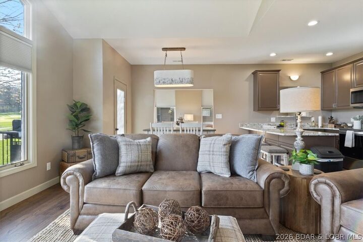 Property Photo:  23 Cottage Park East #7  MO 65020 