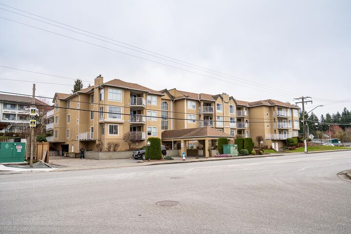 Property Photo: 2410 Emerson Street 105 BC V2T 3J3