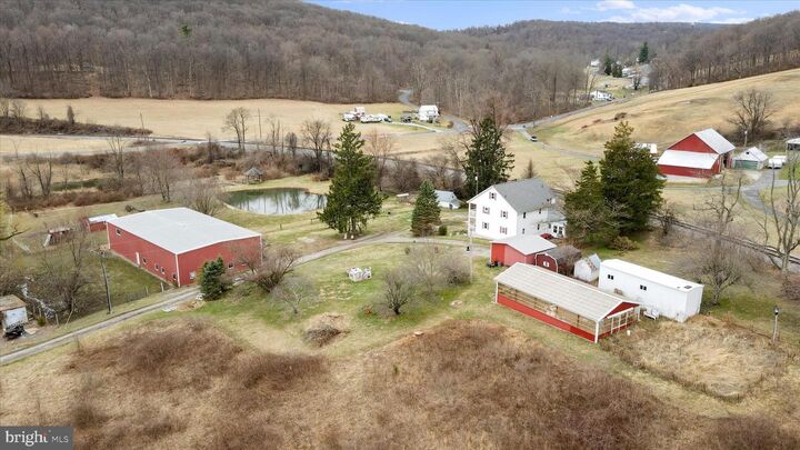 Property Photo:  17224 Sabillasville Road B  MD 21780 