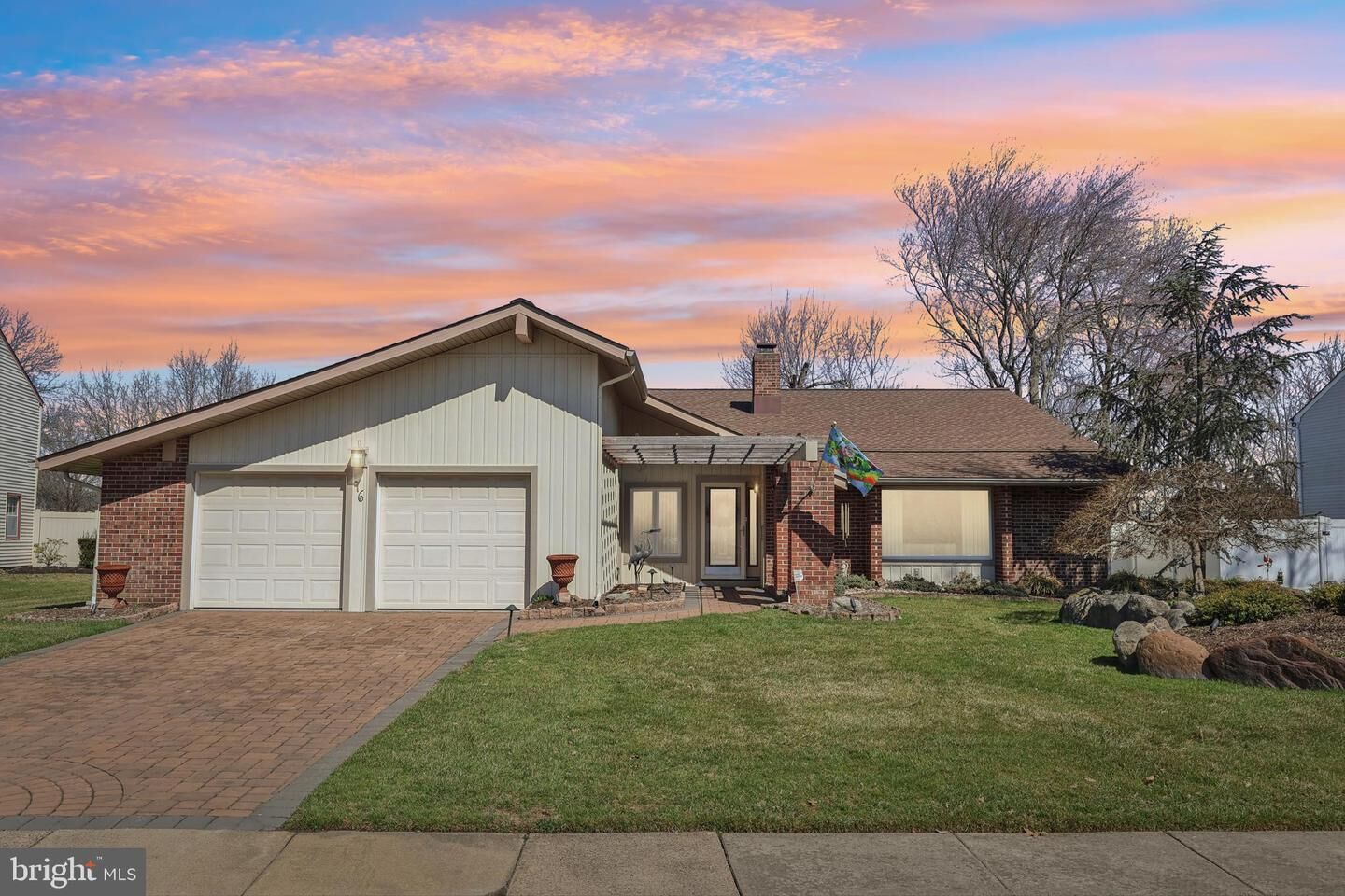 Property Photo:  76 Kent Avenue  NJ 08053 