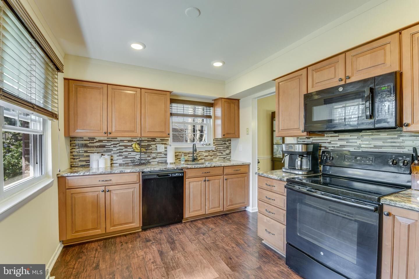 Property Photo: 2820 Aspen Hill Road MD 21234