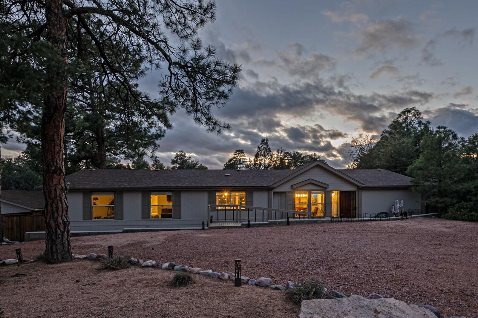 Property Photo: 904 N McLane Road AZ 85541