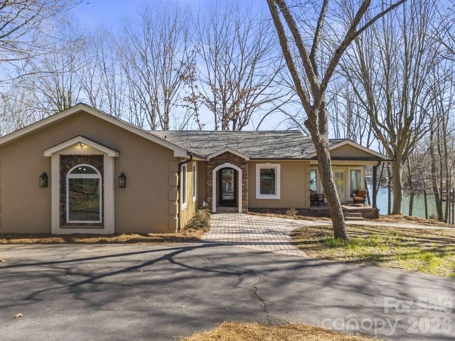 Property Photo: 4448 Hill Street NC 28673