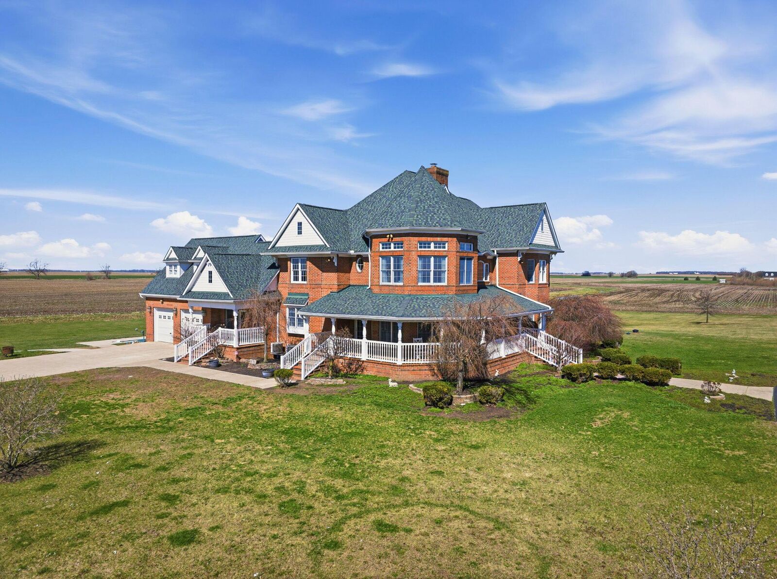 Property Photo:  14380 Prairie Pike  OH 43153 