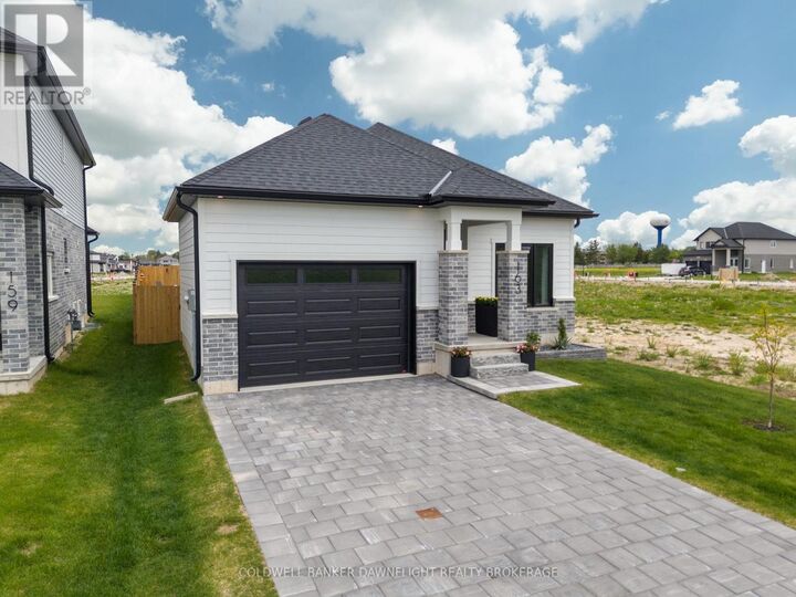 Photo de la propriété:  219 Greene Street  ON N0M 1S3 