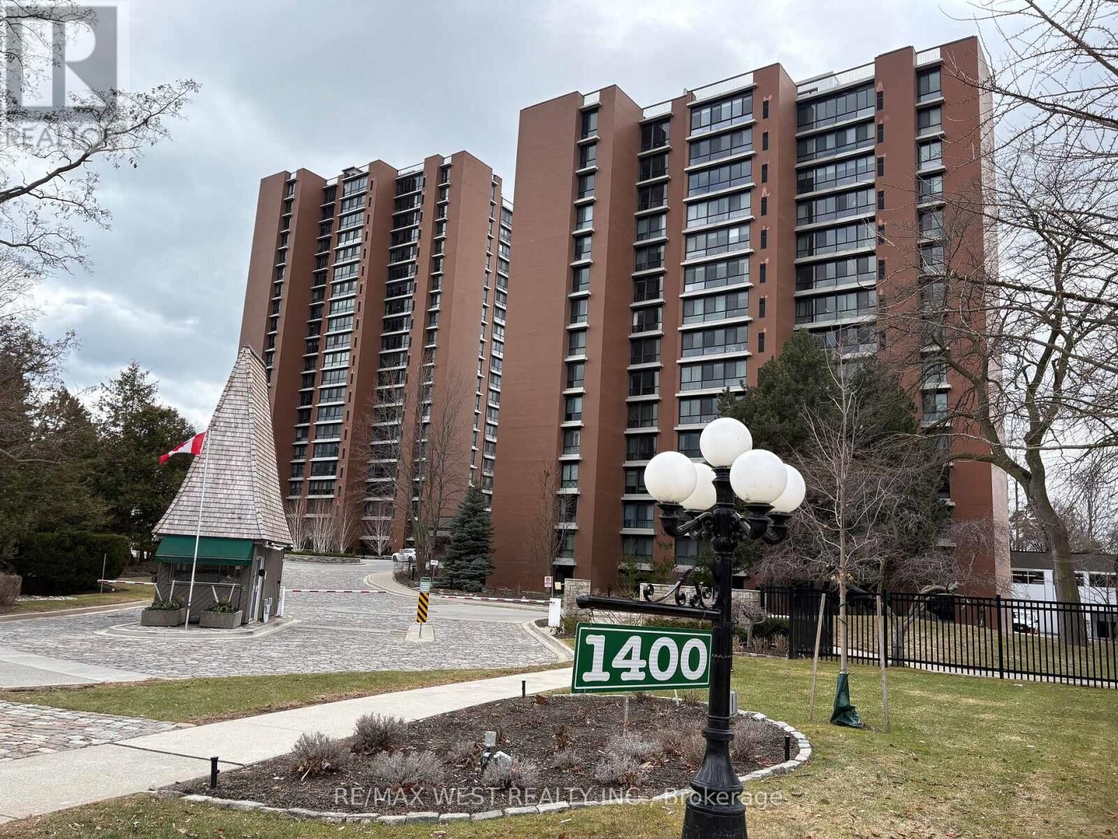 Property Photo:  1400 Dixie Road 604  ON L5E 3E1 