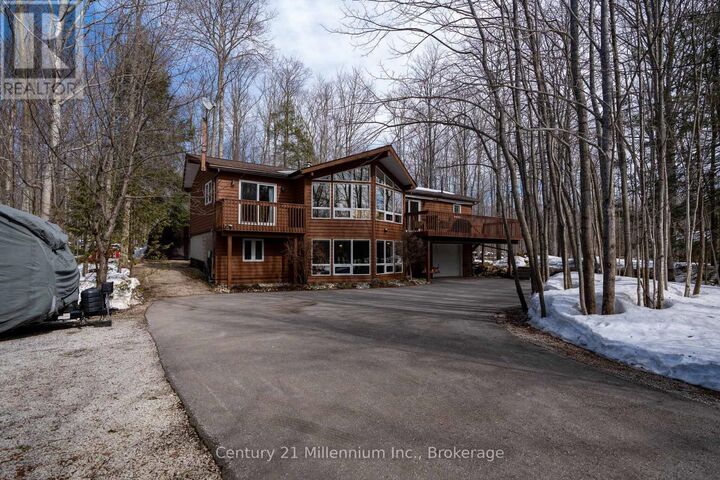 Photo de la propriété:  758341 Girl Guide Road  ON N4K 5N7 