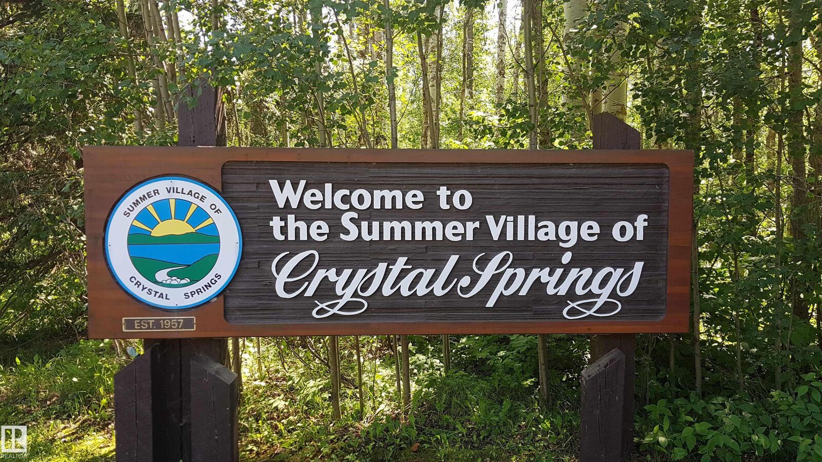 Property Photo:  77 Crystal Springs Drive  AB T0C 2V0 
