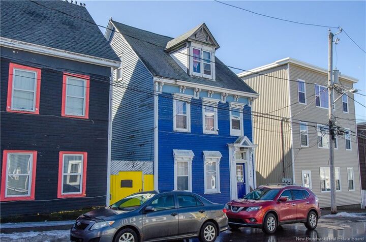 146 Metcalf Street — photo 1
