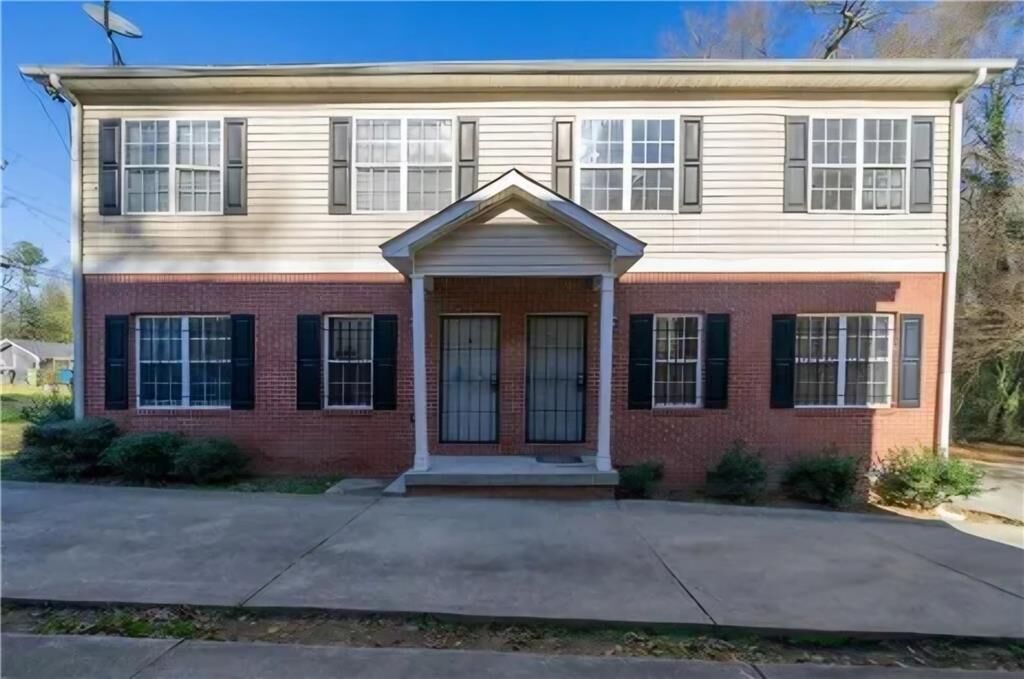 Property Photo:  1021 Ada Avenue NW  GA 30318 