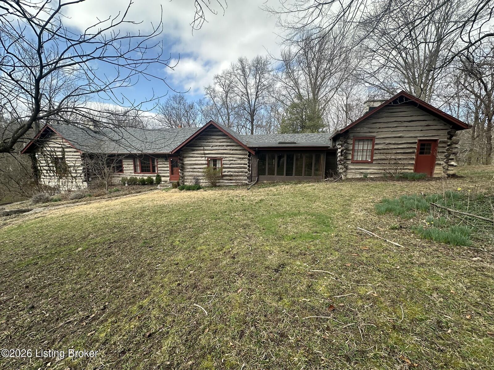 Property Photo:  2515 Woodside Rd  KY 40207 