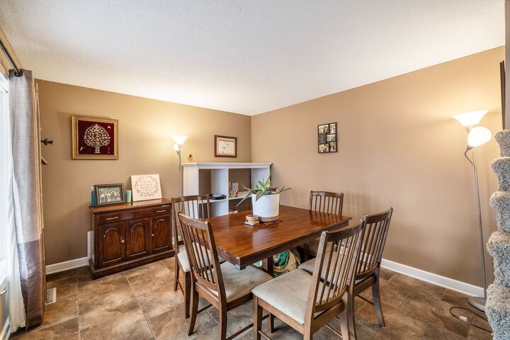 Property Photo:  1015 Linden Drive  IA 50211 