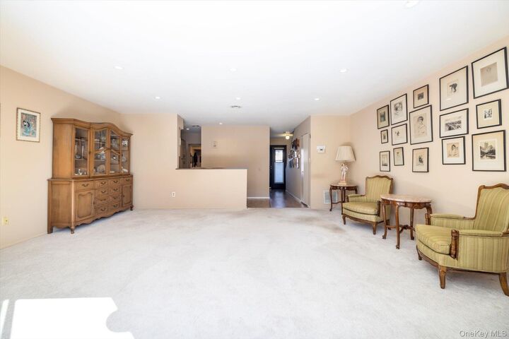 Property Photo:  100 Daly Boulevard 408  NY 11572 