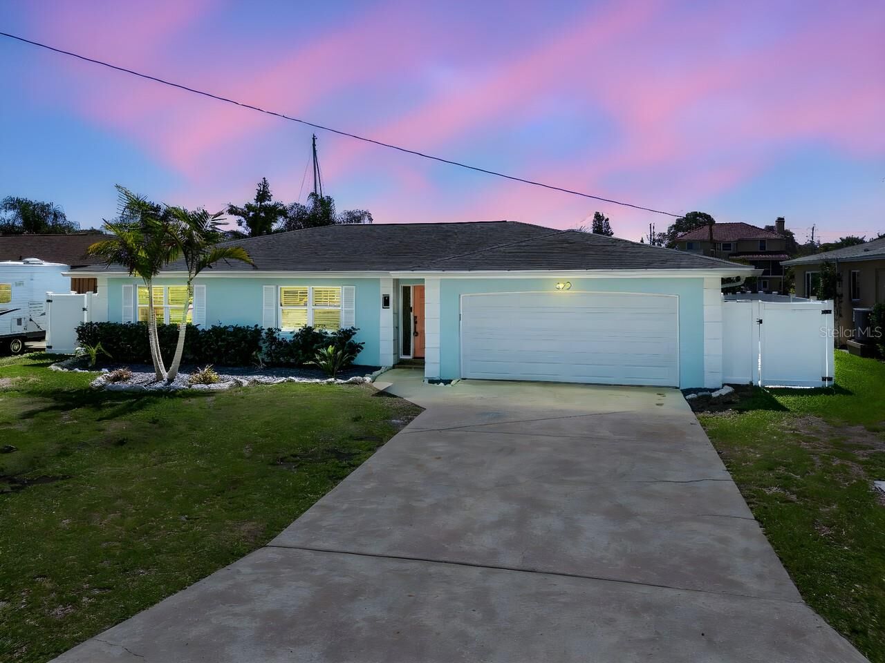 Property Photo: 372 Westwinds Drive FL 34683