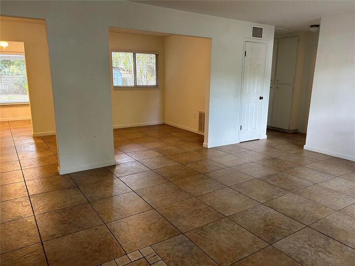 Property Photo: 2428 Waldemere Street FL 34239