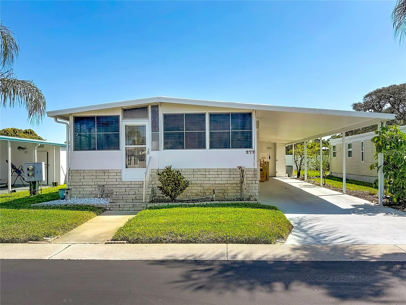 Property Photo:  272 Northgate Drive  FL 34689 