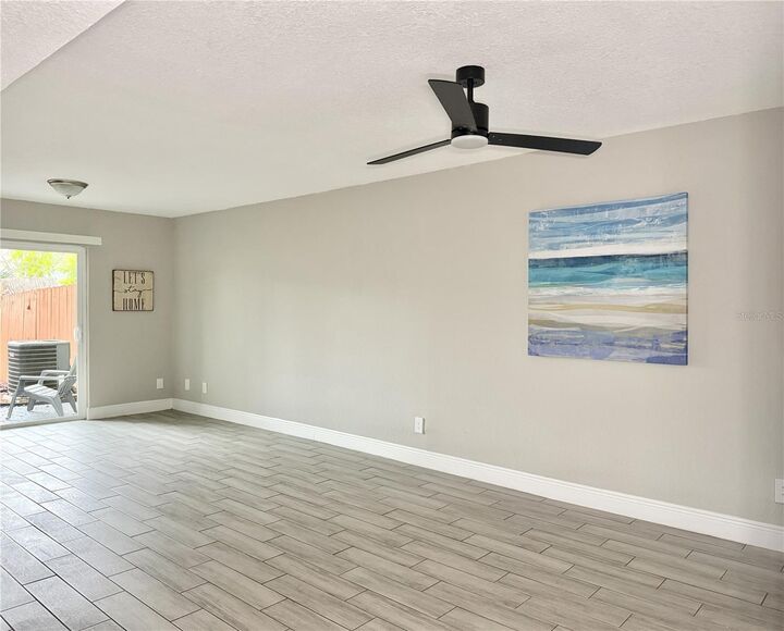 Property Photo: 5129 Tennis Court Circle FL 33617