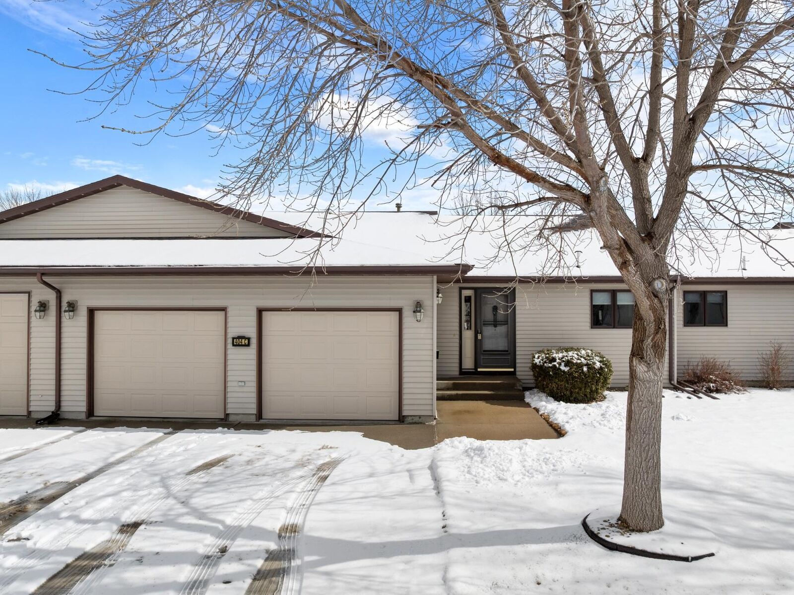 Property Photo:  404 32nd Ave SW Unit C  ND 58701 