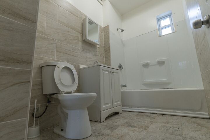 Property Photo:  1701 W 35th Street 2  IL 60609 