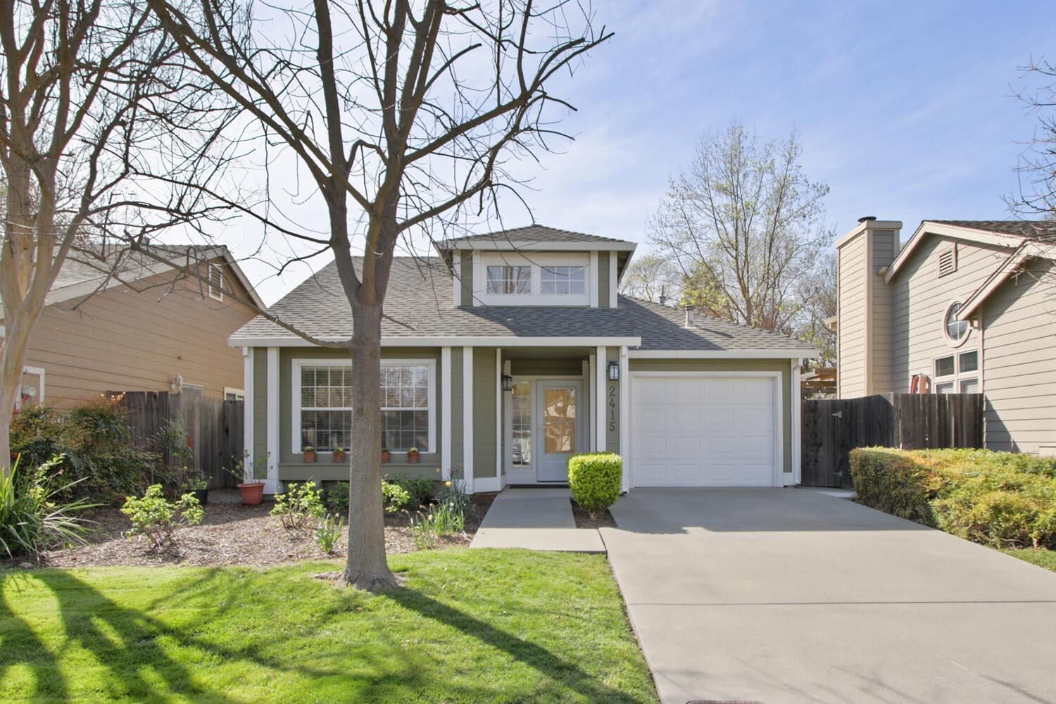 Property Photo:  2415 Albany Avenue  CA 95618 