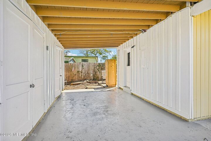 Property Photo:  1044 Halifax Road  FL 32216 