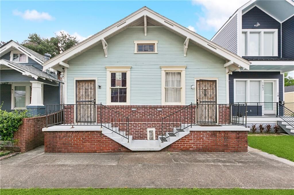 Property Photo:  1666 N Tonti Street  LA 70119 