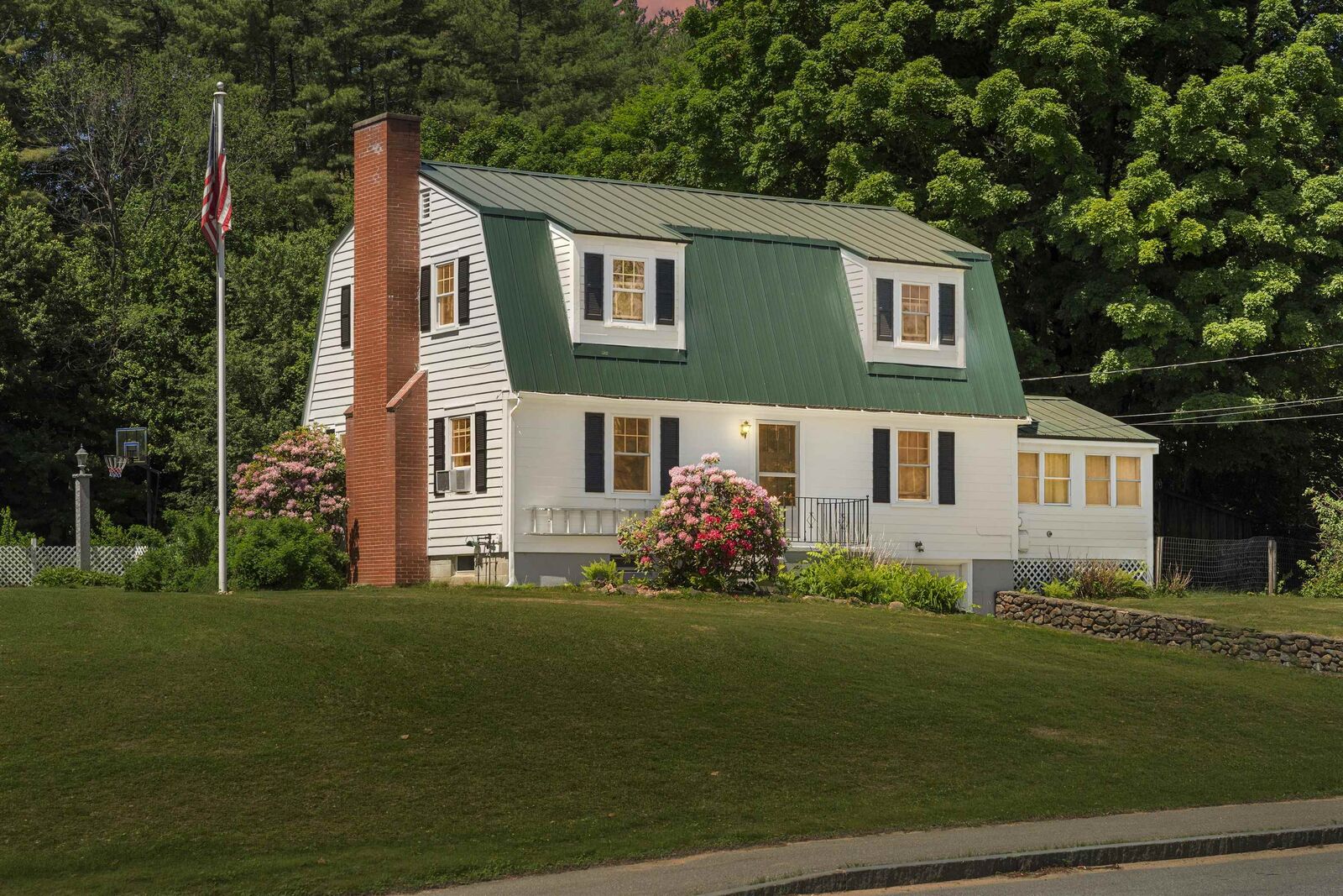 Property Photo: 171 King Street NH 03303