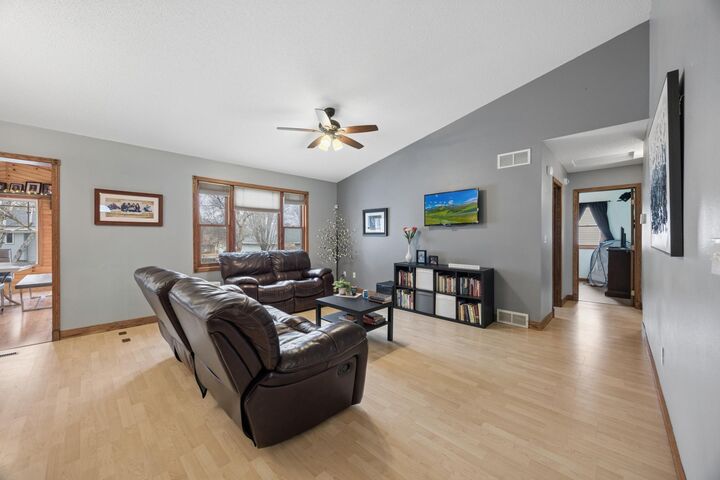 Property Photo: 512 Aspen Court W MN 56369