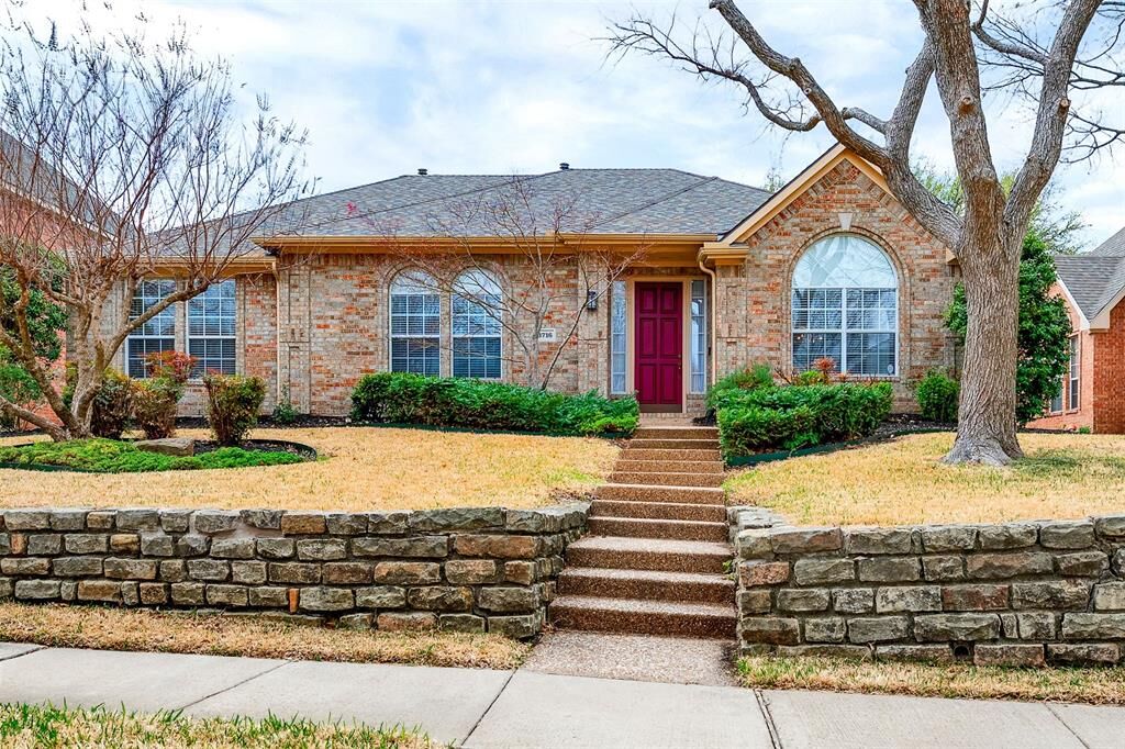 Property Photo: 3716 Stockport Drive TX 75025