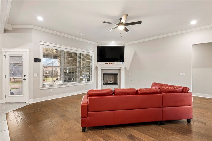 Property Photo:  1122 Giulia Avenue  AR 72762 