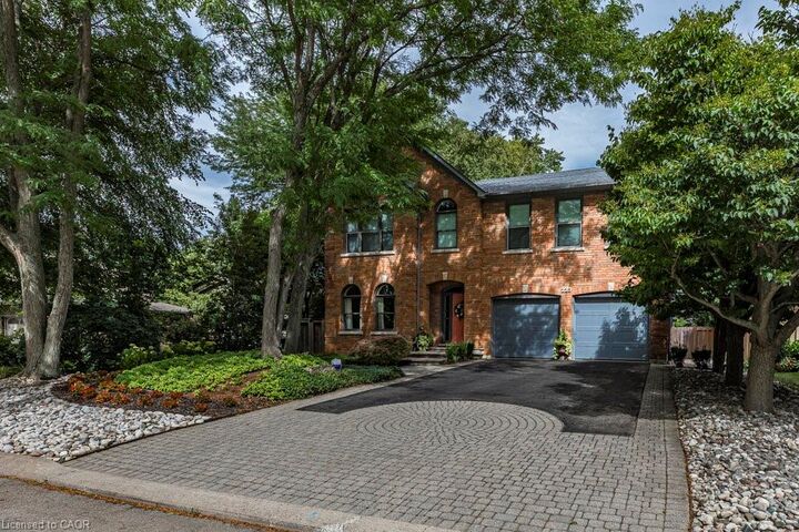 Property Photo:  223 Briar Hill Crescent  ON L9G 3M9 