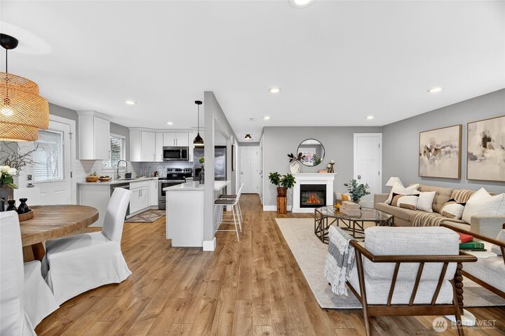 Property Photo:  3235  38th Avenue SW  WA 98126 